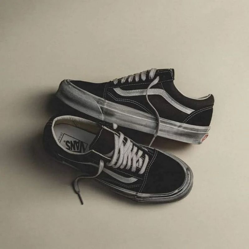 VANS VAULT OG OLDSKOOL LX STRESSED BLACK