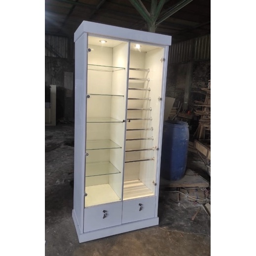 Lemari hijab dan tas kaca best seller berlampu pajangan