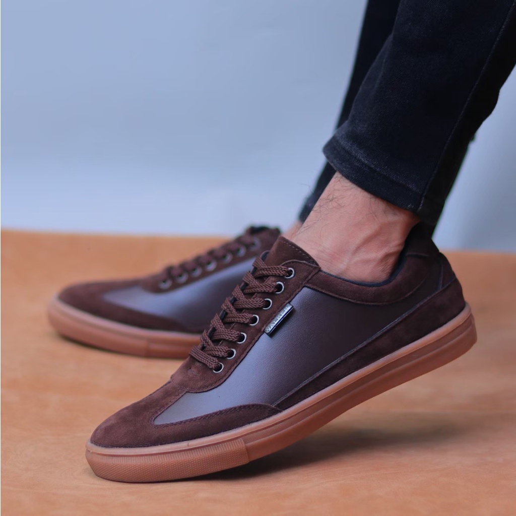 Sepatu Sneakers Kulit Pria Asli Kets Tali Casual Kasual Semi Formal Kerja Kantor Jalan Santai Main Hangout Sekolah Kuliah Pesta Kondangan Sepatu kasual Pria Pantofel Kulit Fashion Casual Shoes Premium Trandy