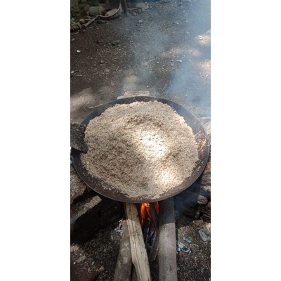 

kelapa sangrai 2 kg menambah rasa masakan rendang