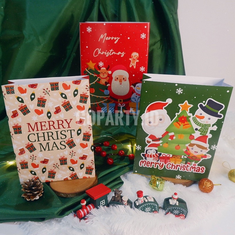 

GOODIE BAG NATAL CHRISTMAS PAPERBAG SNACK HAMPERS SANTA KANTONG