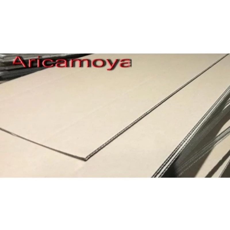

kardus/karton lembaran 50 x 50 cm Single wall polos