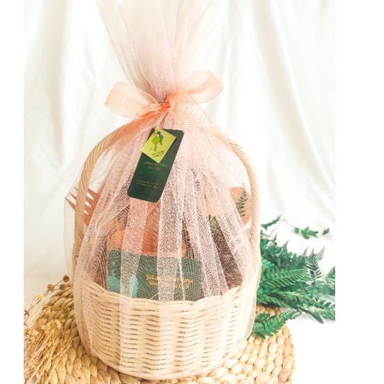 

{Original} Hampers Pernikahan/Alat Makan Kayu Zerowaste Product/Hampers Imlek / Hampers Tahun Baru/ Hampers Wedding / Hampers Kayu / Hampers Alat Makan Kayu / Hampers Besek Bambu Kado Souvenir Pernikahan Wisuda Anniversary Ulang Tahun Idul Fitri Idul Adha