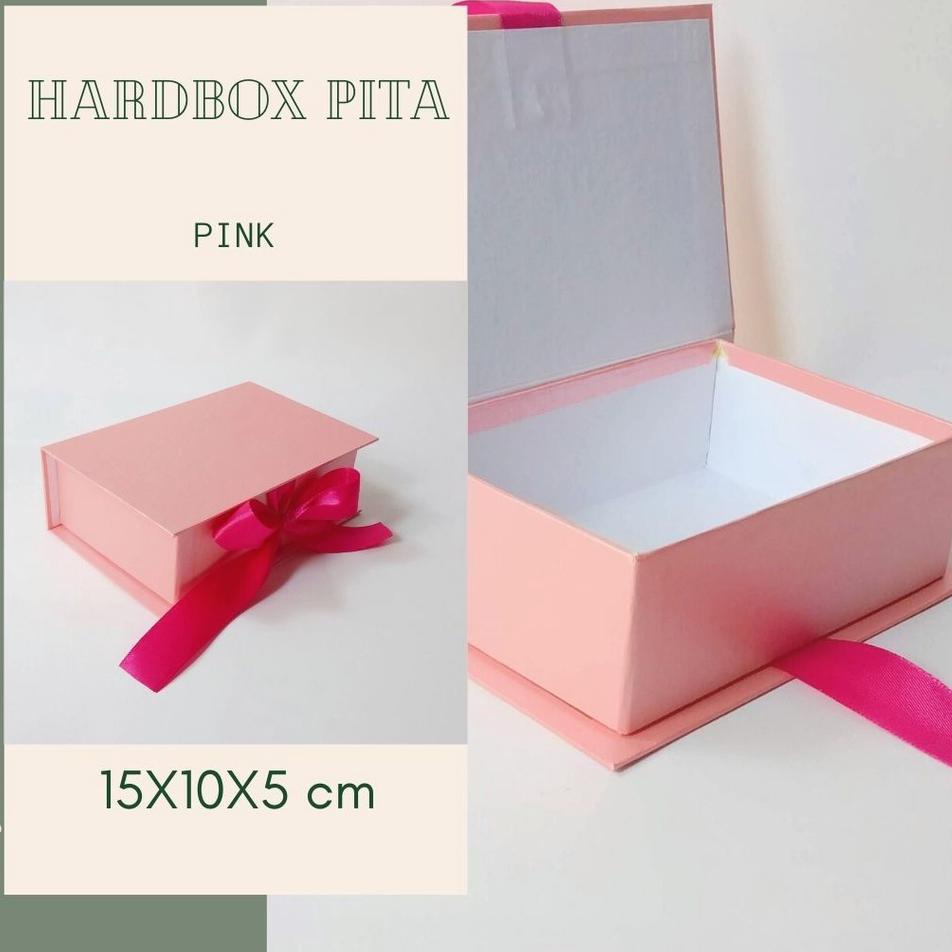 

↳ Kotak Kado Pita Gift Box 15x10x5 cm ⇄