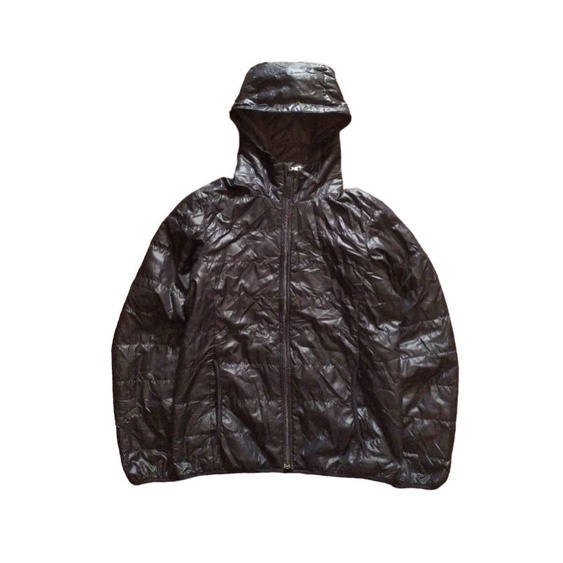 Uniqlo ultralight puffer jacket