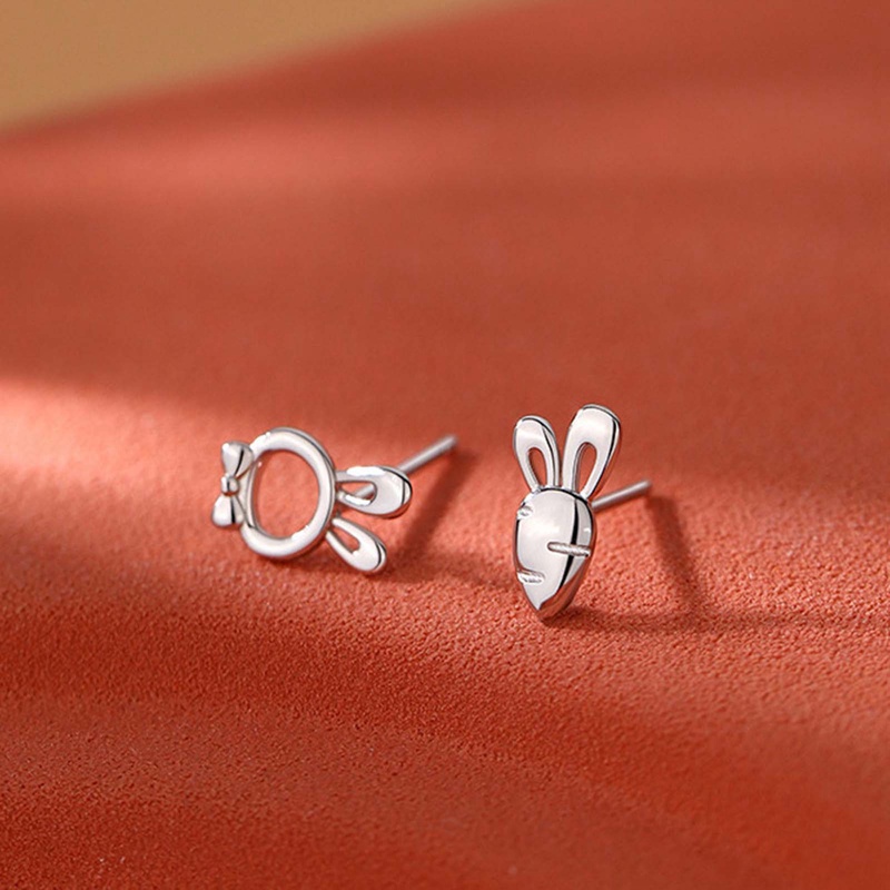 Anting Tusuk Ulir Lobak Kelinci Manis Sterling Silver925Pergian Untuk Hadiah Ulang Tahun Anak Perempuanperempuan