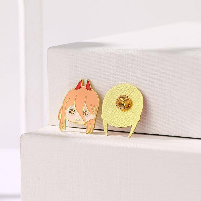 Japan Anime Chainsaw Man Pin Fashion Anime Kawaii Bros Kipas Kerah Lencana Hadiah Unik Denji Makima Aki Hayakawa Power Pochita In Stock New Arrival LY