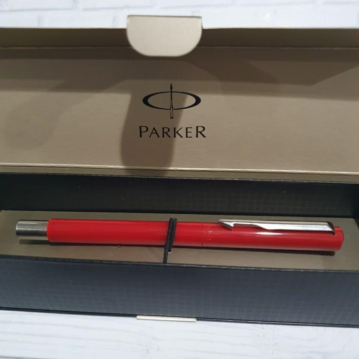 

Pulpen Parker Vektor Standar Red / Merah Roller Ball (Body Plastik) Best Seller