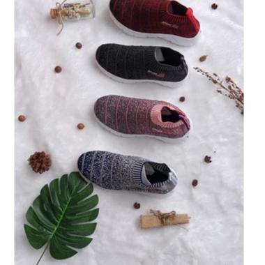 Paling Dicari SEPATU KAOS KAKI/SEPATU KEREN/SEPATU SNAKRES/SEPATU OLAHRAGA/SEPATU JALAN-JALAN/SEPATU
