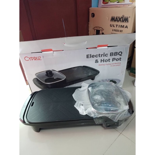 Cypruz BBQ Electric Hot Pot.