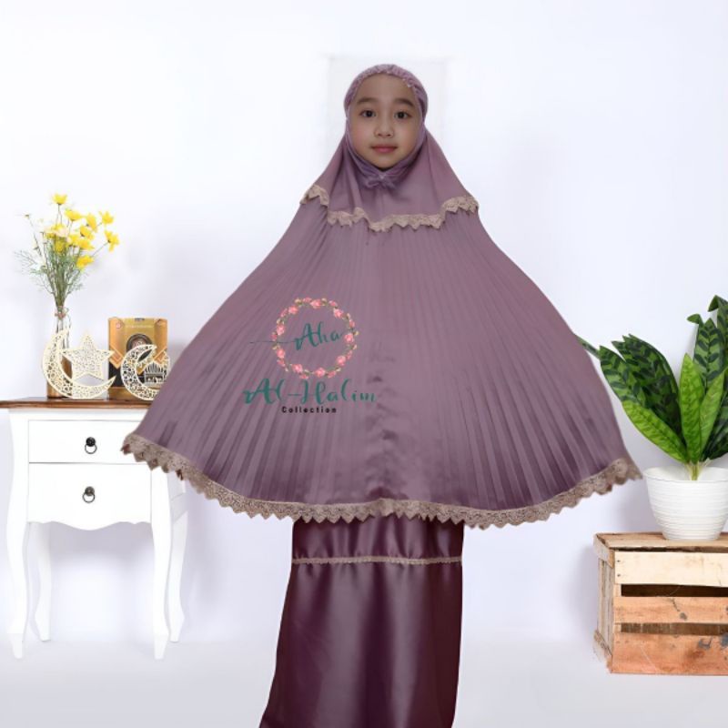 Mukena plisket anak tanggung sutra velvet