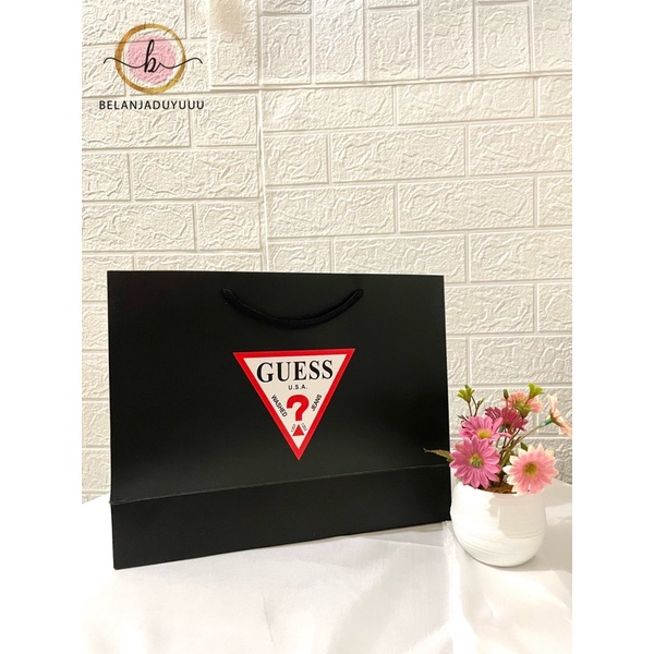 Paper Bag Guess Logo Original Pembungkus Kado