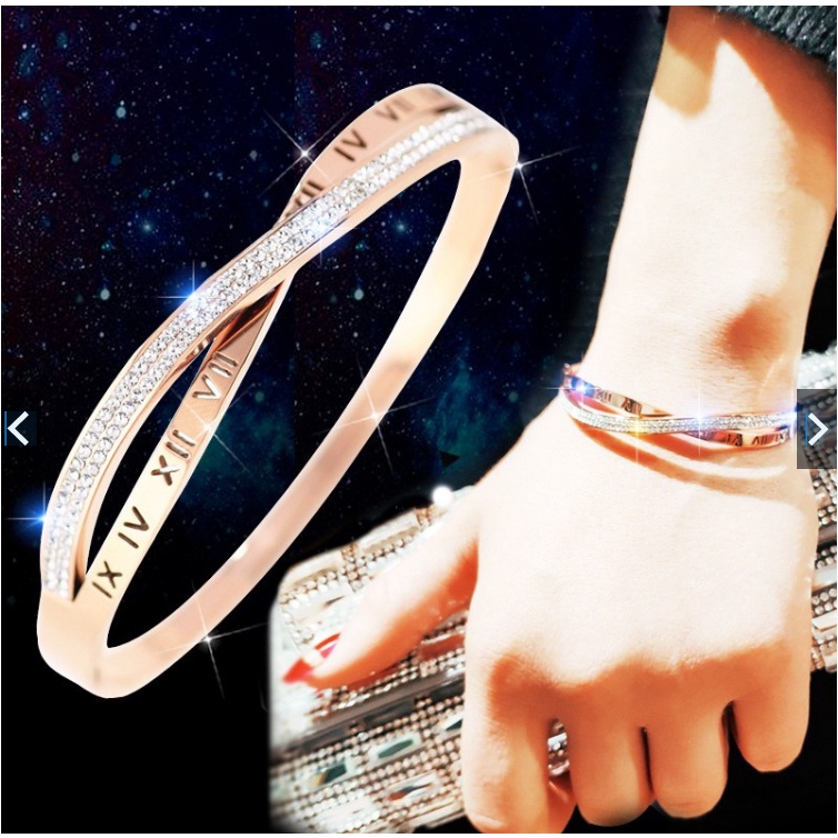 Gelang berlapis titanium premium Berlian dekoratif bergaya gelang wanita Korea