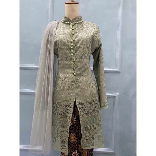 kebaya ibu hajat/kebaya Ibu besan/kebaya modern/kebaya wisuda/kebaya tunangan
