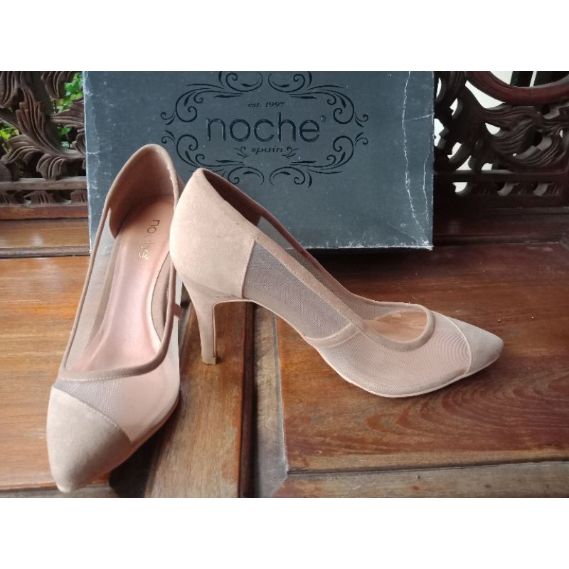PL Sepatu wanita noche spain size 36