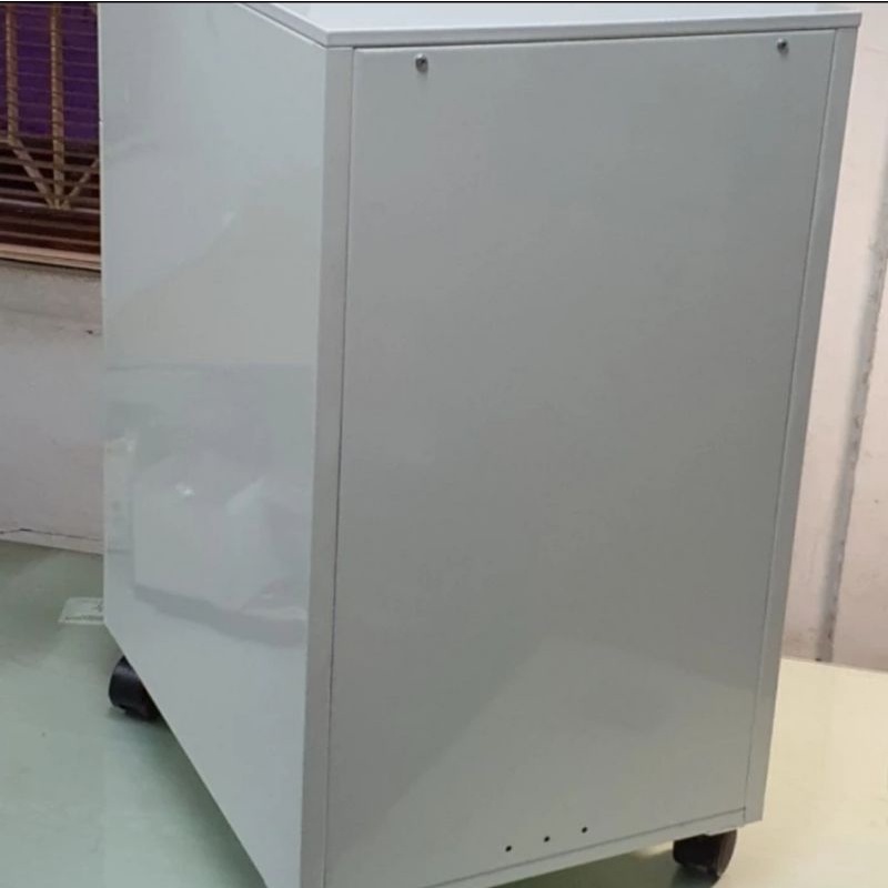 Lemari Besi 4 laci Warma Putih Drawer Cabinet Nakas Besi 4 Susun Lemari Besi