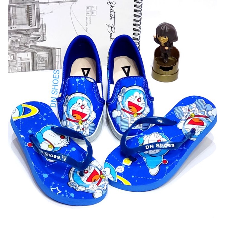 Paket Sepatu Anak Perempuan Sandal Jepit Anak Perempuan Paket Slip On Anak Sandal Flat Anak Lucu Karakter Doraemon Navy