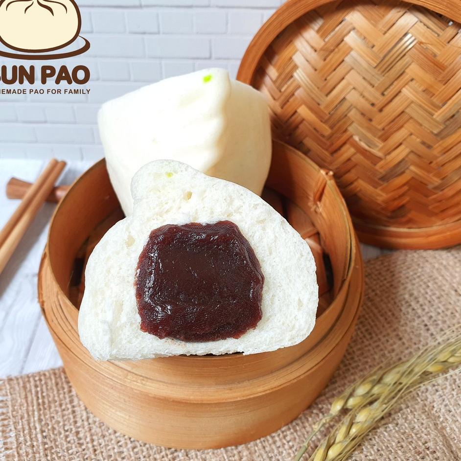 

4.4 MALL Bakpao BunPao Paket Mix Sweet Box