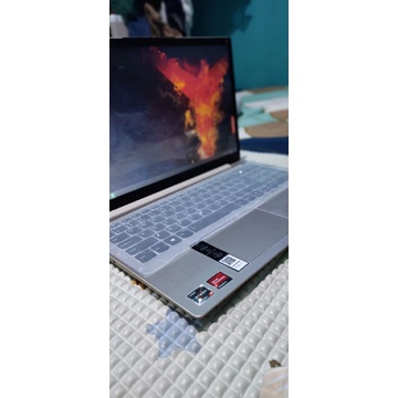 laptop Lenovo slim3