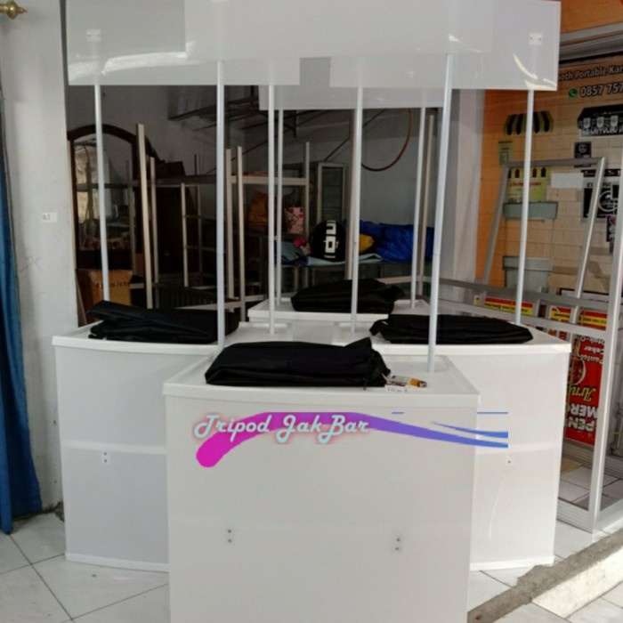 

EVENT DESK (IMPORT ) / BOOTH PORTABLE / MOCKUP EVENT DESK