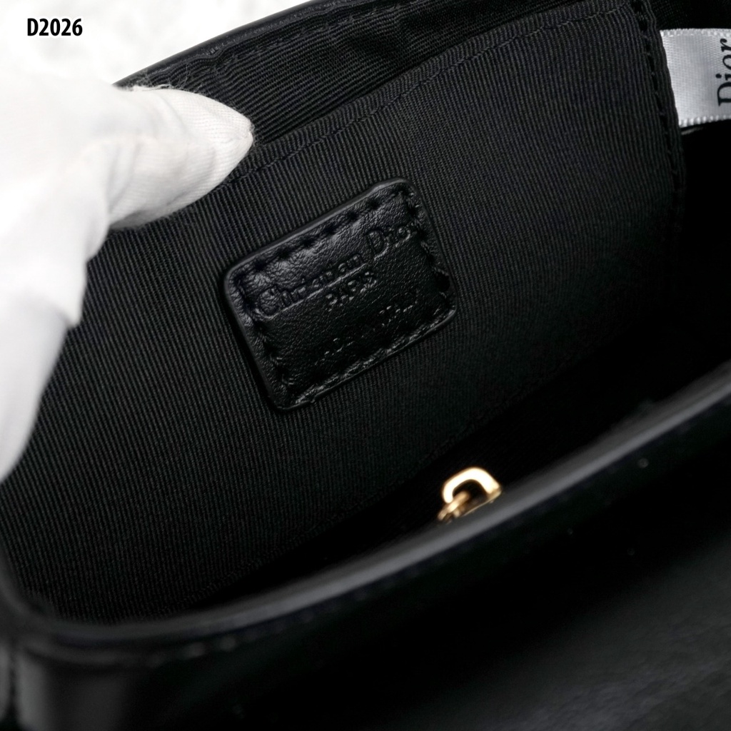 DR  BAG WITH PEARL D2026