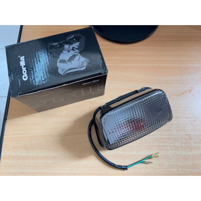 stoplamp blakang tilas tiger 2000 stopan lampu tilas assy tiger lawas merah putih smoke