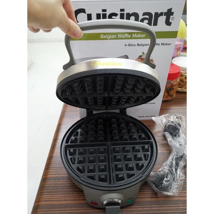 Cuisinart Belgian Waffle Maker Waf-200Hk 4 Slice Round Waffle 800W