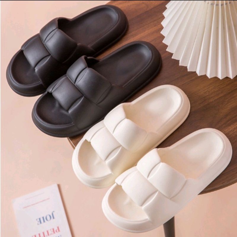 MINISO Sandal Slop EVA RINGAN Jelly Korean Import Soft Slippers anti selip