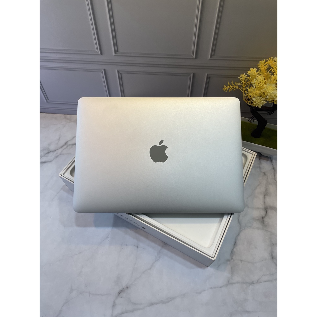 Macbook Air 2015 early 8/512 12 inch iBox