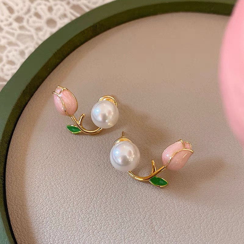 Anting Mutiara Tulip Gaya Baru Anting Temperamen Segar Kecil Anting-Anting Super Peri Manis Desain Korea Cahaya Mewah High-End Anting-Anting