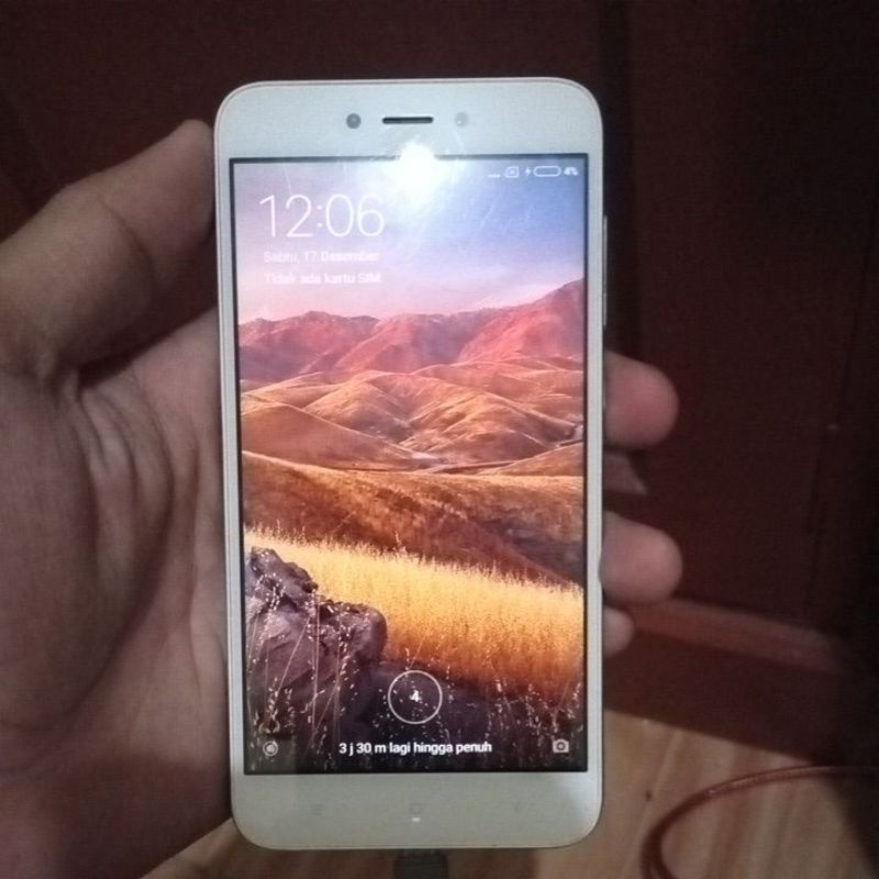 Hp Second Layak Pakai Xioami Redmi 5a siap pake
