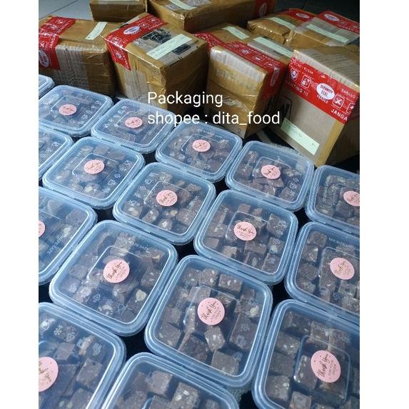 

[Seri][E45V]✔ Coklat CAMPURAN Silverqueen,Take it Delfi,coklat blok 250gram paling laris