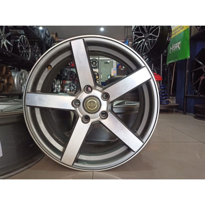 Jual Velg Mobil Bekas Seken Model Racing Vossen Ring Baut X Lebar Ofset Shopee