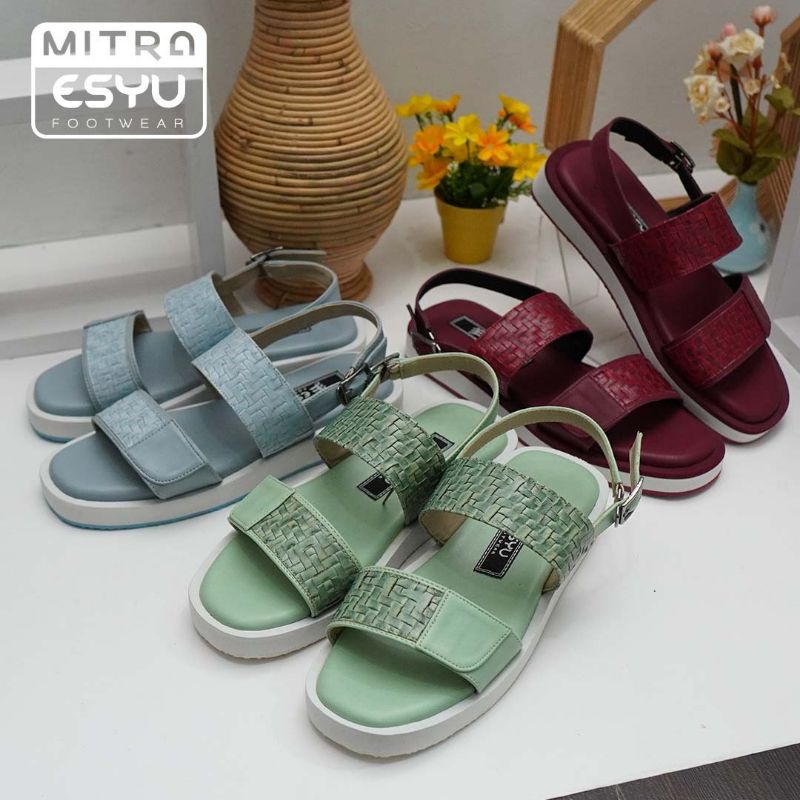 sandal daisy series esyu