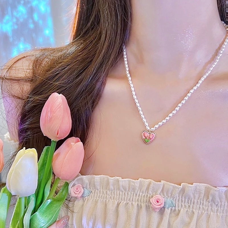 Kalung Rantai Mutiara Bunga Tulip Elegan Pesona Kalung Choker Manis Klavikula Kalung Kalung Liontin Kalung Elegan Populer Kreatif Cinta Hati Kalung Untuk Wanita Perempuan