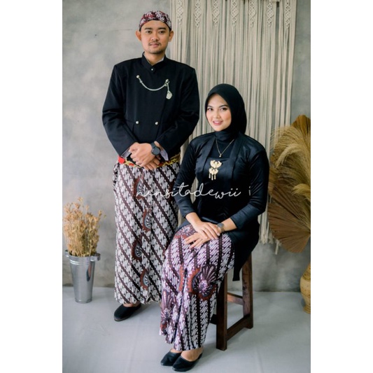 [1 Set, PH01A] Baju Prewed Instan / Baju Couple Adat Jawa - Solo, Parang Garuda