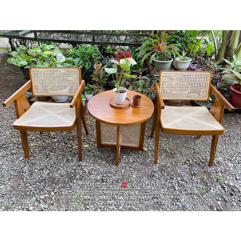 set meja cafe minimalis jati kombinasi rotan Lanawooden.id meja teras jati meja kopi minimalis kursi