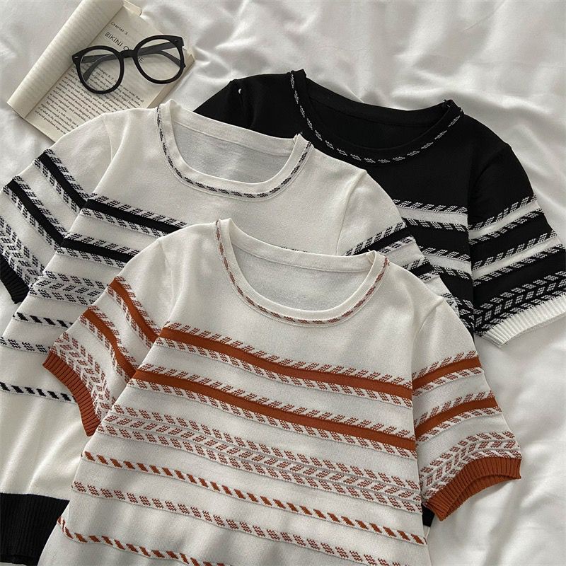 baju atasan wanita/lengan pendek stripe crop top/korean style import kekinian kaos pendek