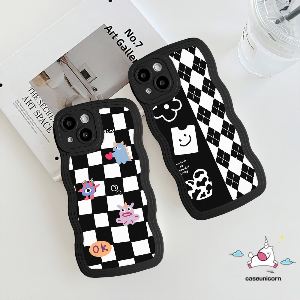 IPHONE Casing Tepi Bergelombang Kompatibel Untuk Iphone11 14 13 12 Pro Max 6 6s 8 7 Plus 14Plus XR X XS Max SE 2020papan Catur Diamond Grid Kartun Monster Kecil Soft TPU Cover
