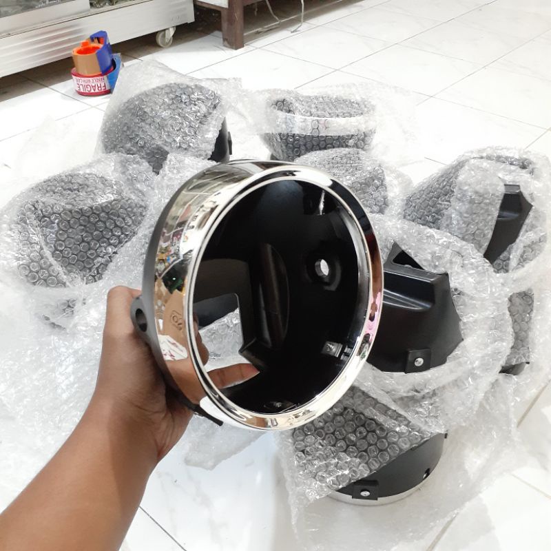 Batok tiger pnp daymaker 7 inc 19 led batok tiger bulat batok lampu depan tiger.