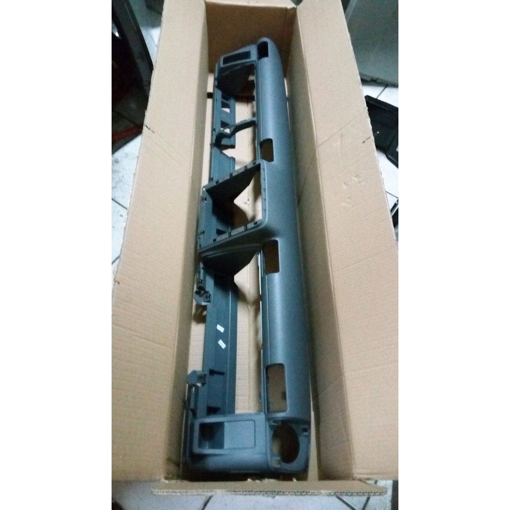 dashboard canter 110 125 bagian atas original MK566031