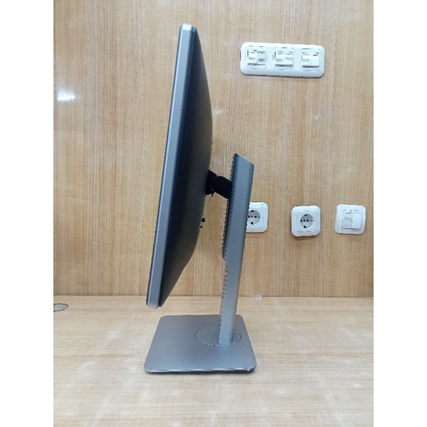 LED Monitor Dell 22 Inch Wide P2214Hb Second Like New