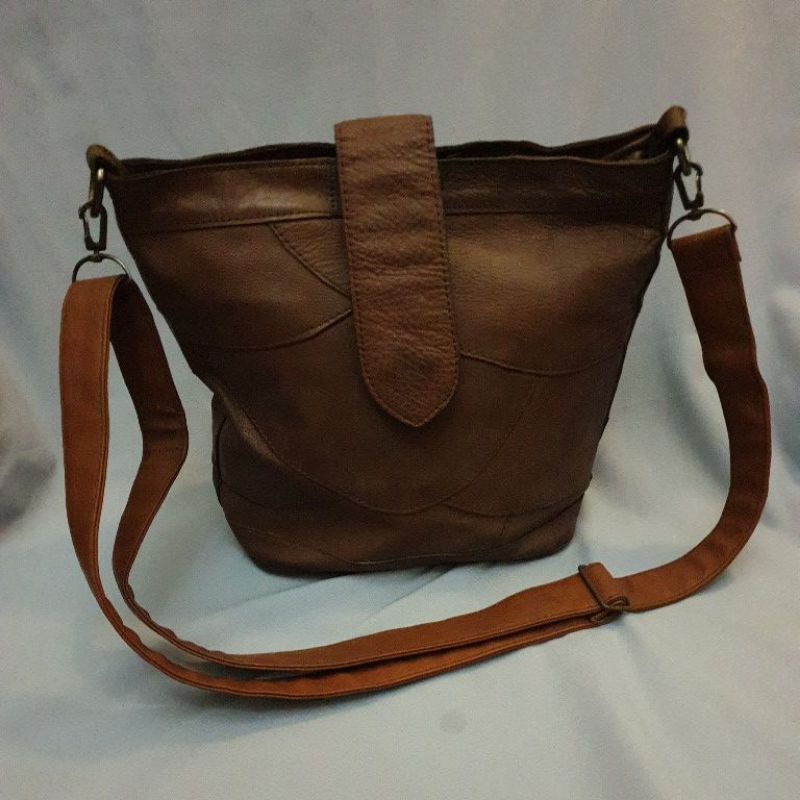 TAS KULIT ASLI PRELOVED