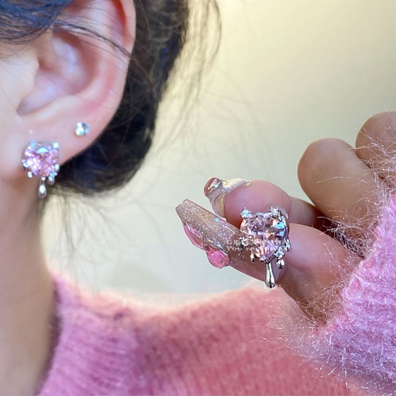 Anting Korea Warna Pink Zirkon Hati Logam Tidak Teratur Untuk Wanita COCOJEWELRY