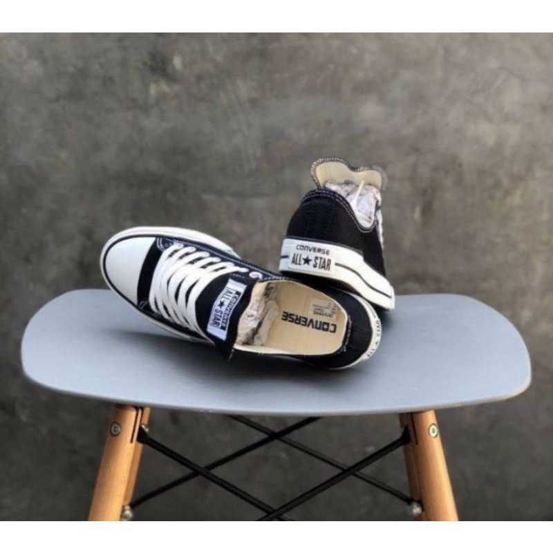 Sepatu Allstar Hitam putih Sepatu sekolah