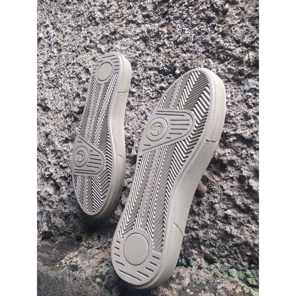 Outsole Sepatu Sneakers Bahan Rubber Tpr Anti Slip Ringan