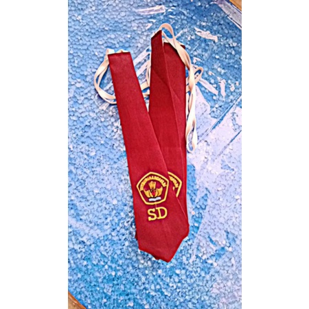 

dasi anak sekolah pria dan wanita,dasi SD