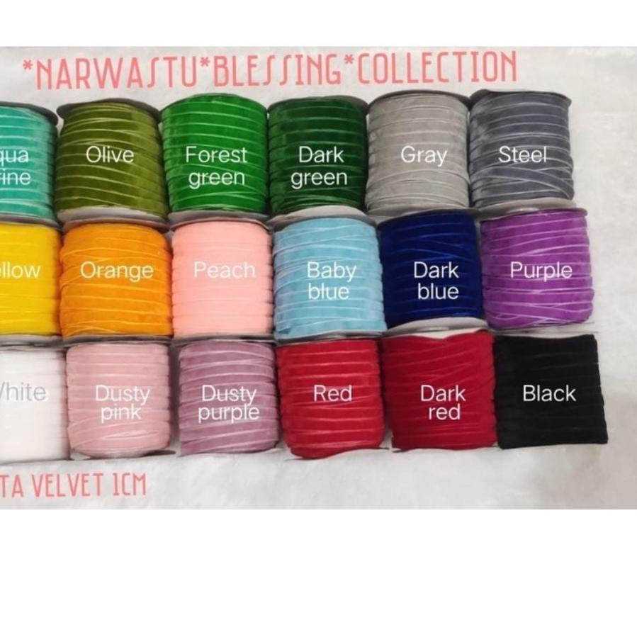 

Serbuuu Pita Velvet/ Pita Bludru 1cm (3/8") 5 yard dan 10 yard$