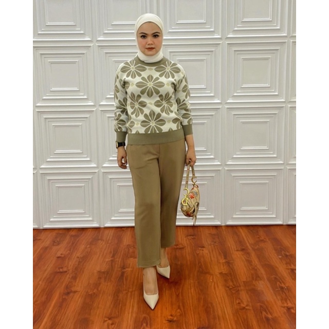 B1108 Sweater Giana