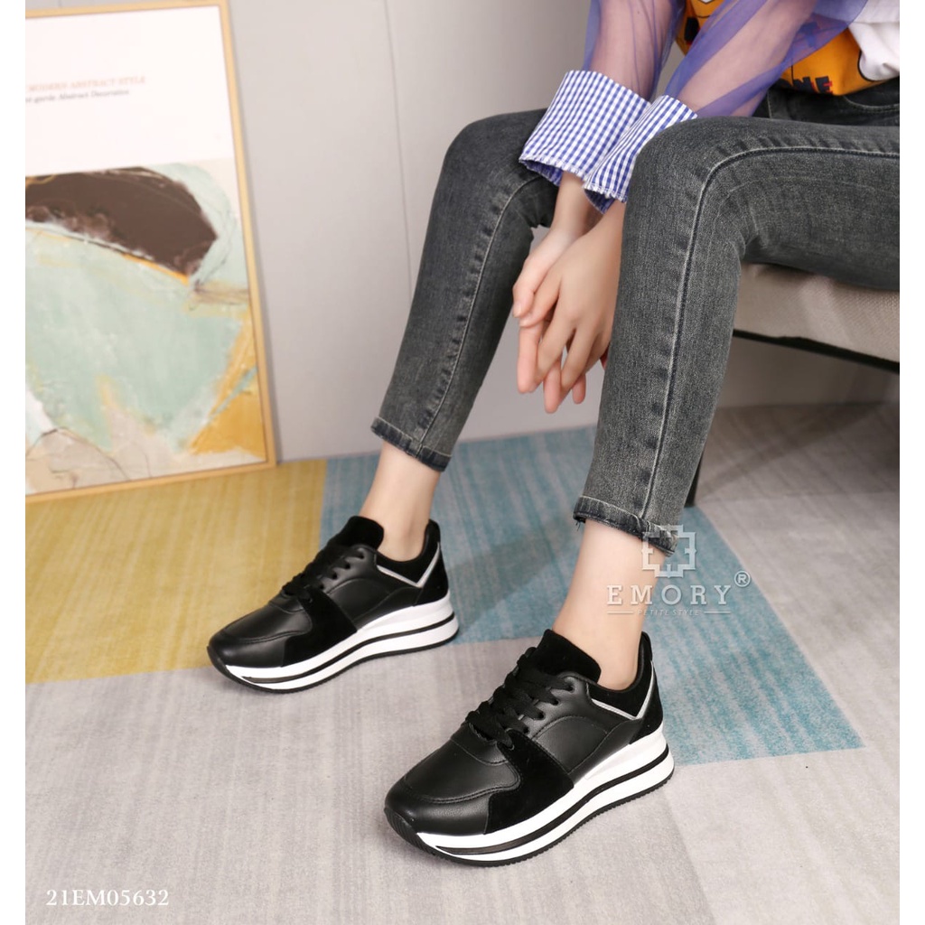 SEPATU SNEAKERS WANITA EMORYSTYLE    Asyari   21EMO 5632 MARBELAYUK